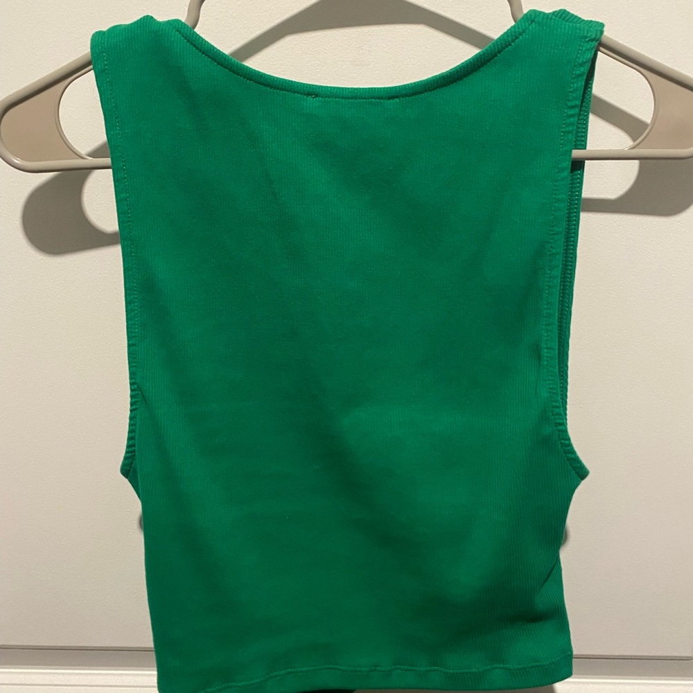 Zara Ruched Top - Picture 2 of 2